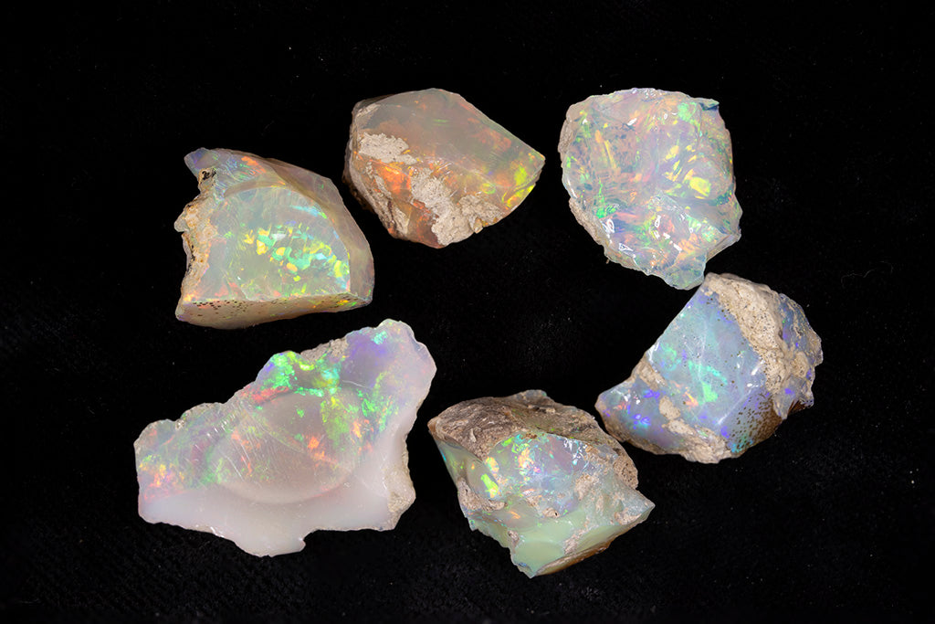 20.2 grams (0.71 ounces) Rough Small Size Selected Lot